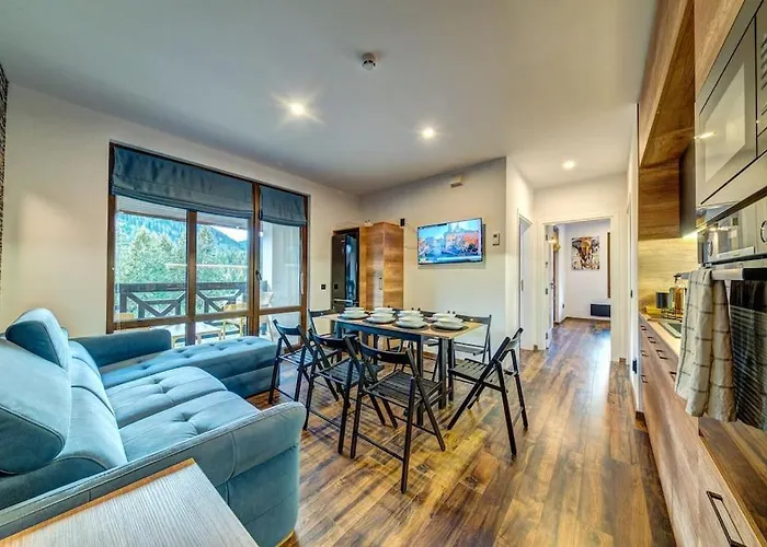 Away From 538 Paşmaklı